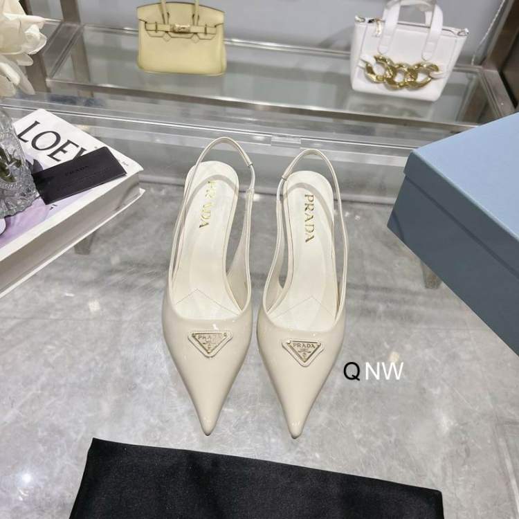 Picture of Prada Shoes _SKUPradasz35-40719147.5CMNW0701
